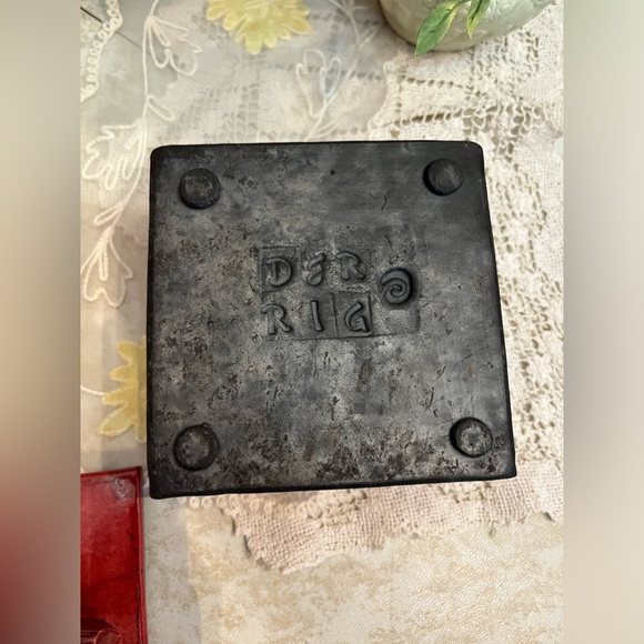 Japanese Red Raku-Fired Treasure Ceramic Treasure/Keepsake Box w Lid - DerRig - Picture 11 of 12